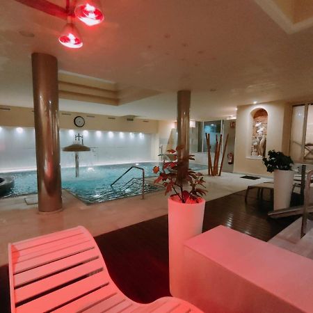 Hotel Arcea Palacio De Las Nieves Лангрео Экстерьер фото